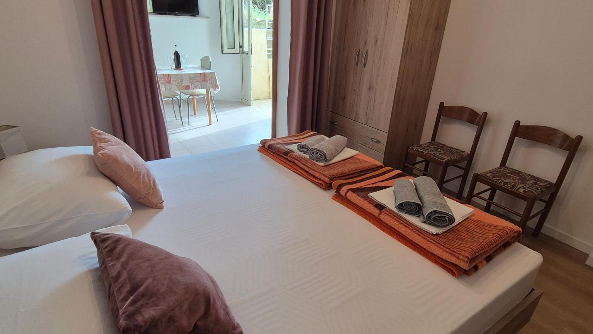 Apartments Kust Mlini Luaran gambar