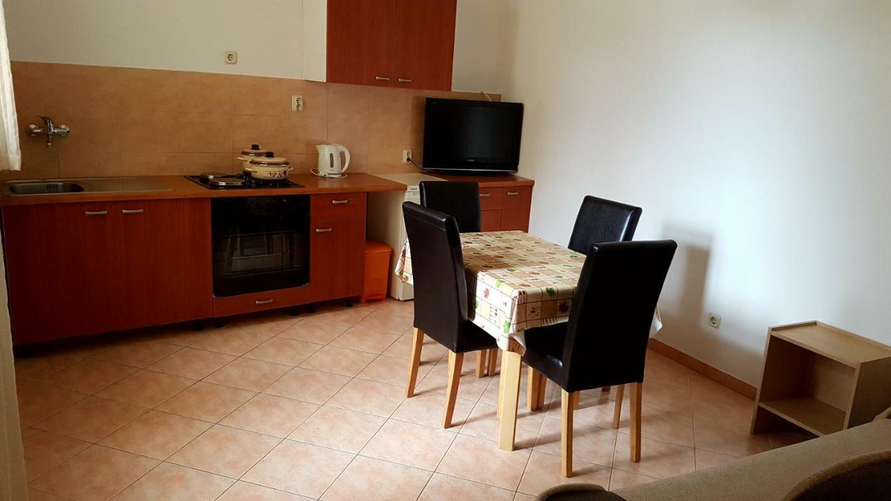 Apartments Kust Mlini Luaran gambar