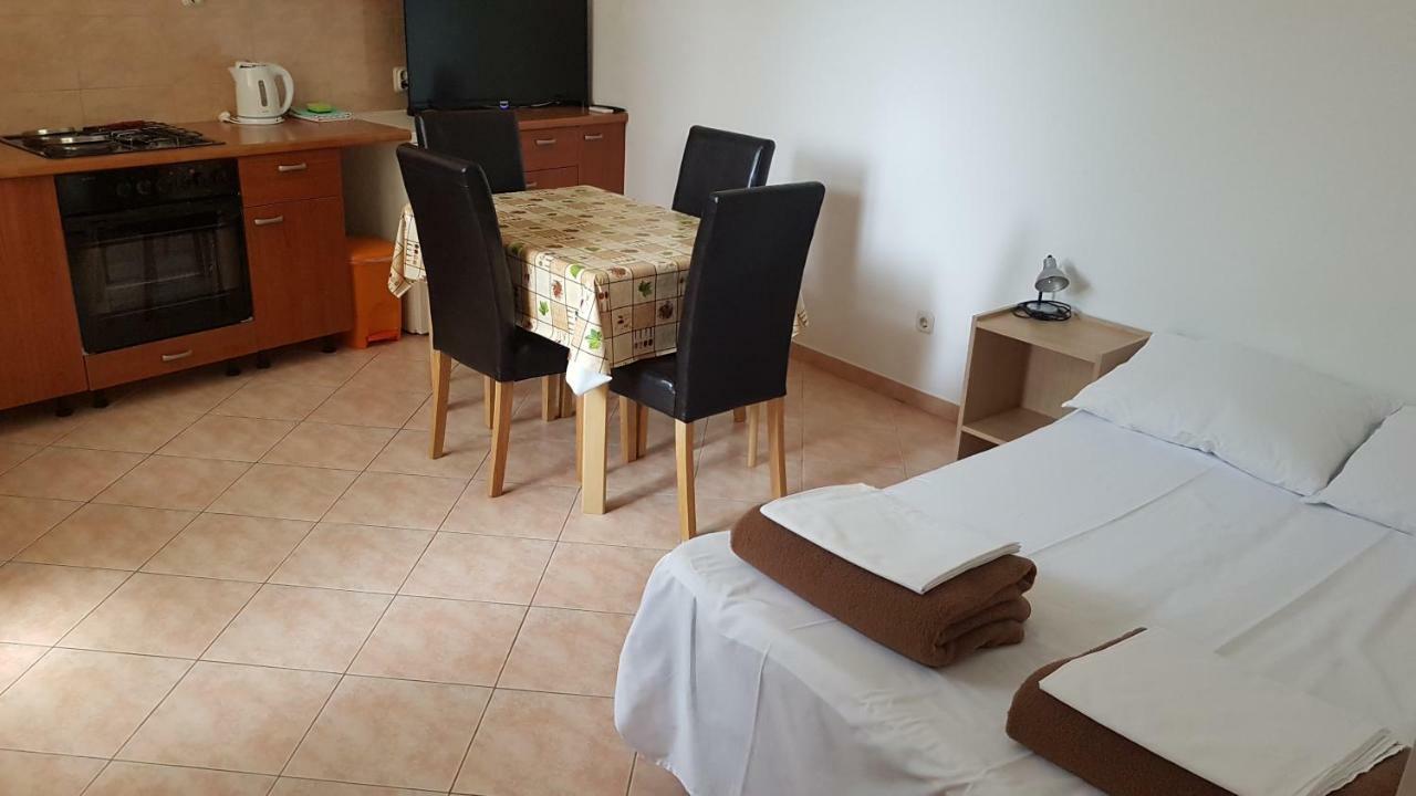 Apartments Kust Mlini Luaran gambar